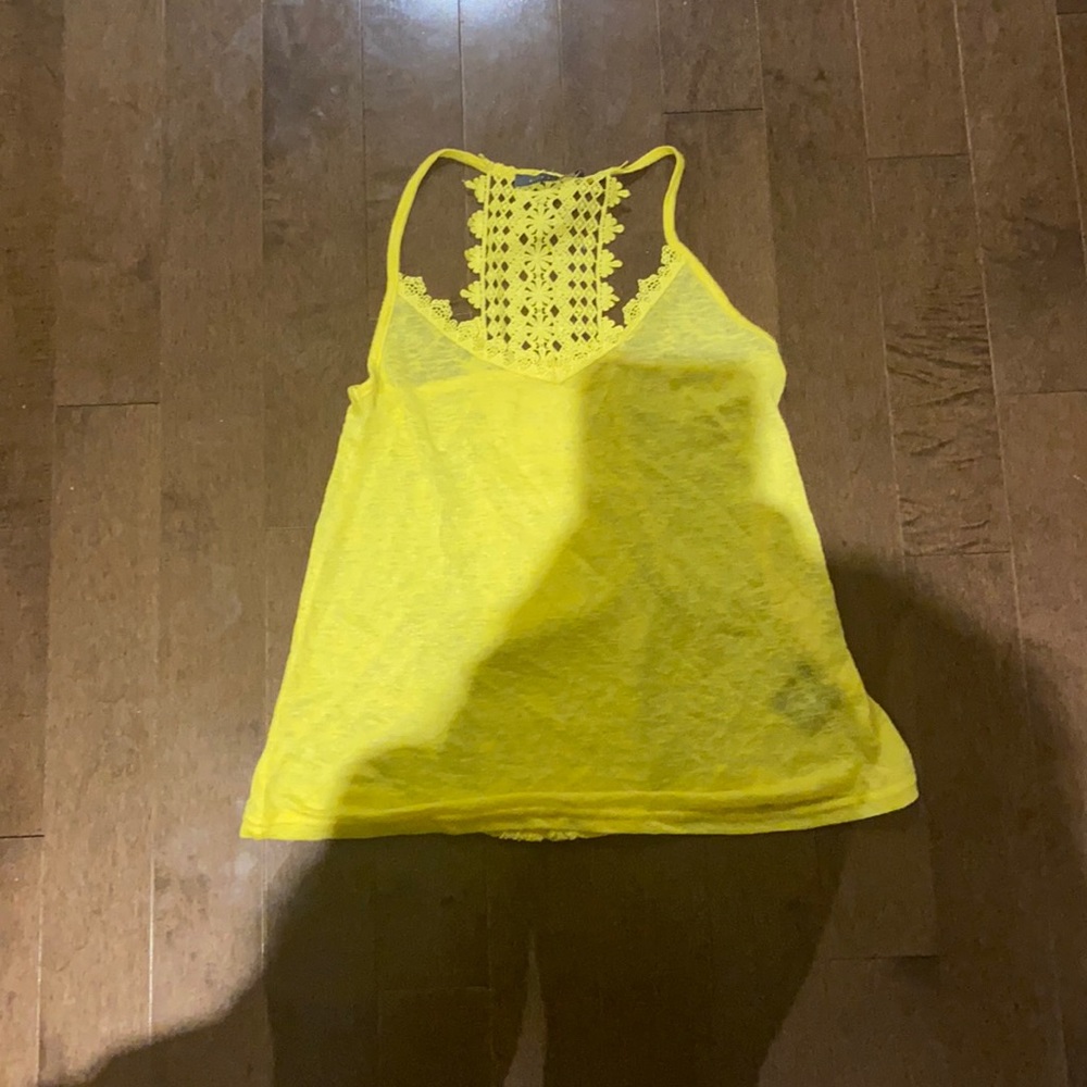 Light yellow tank for the summer